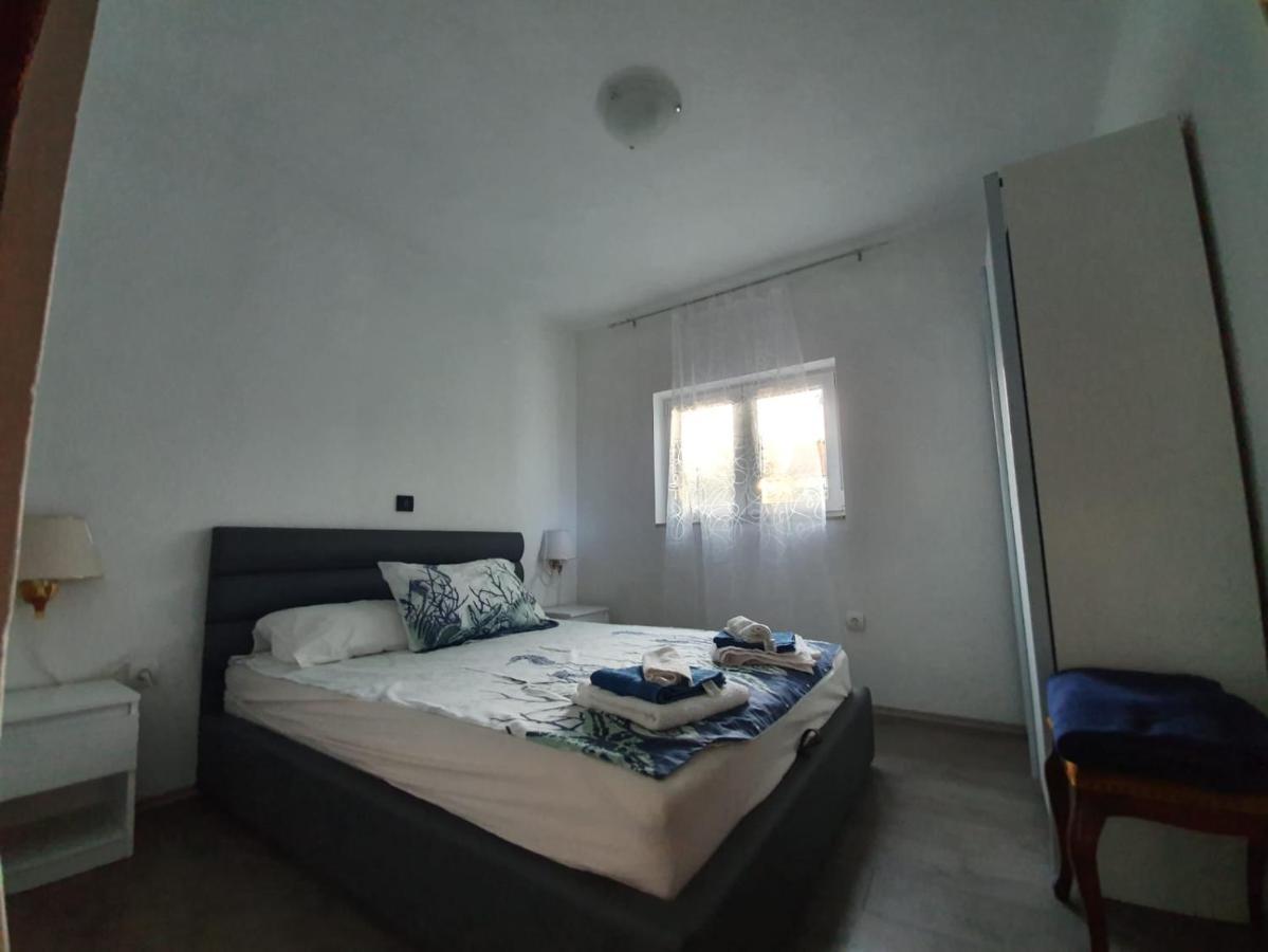 Apartmani Lucija Maslenica Exterior foto
